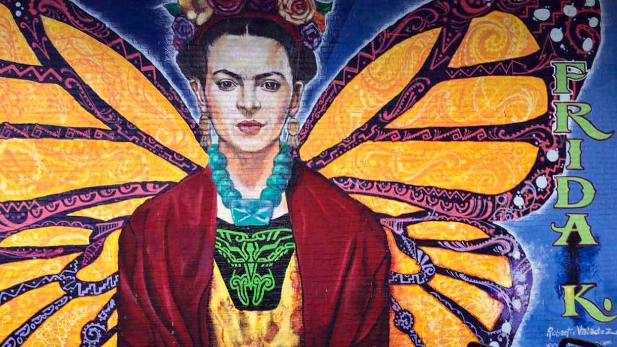 Mural of Frida Kahlo in the Pilsen neighborhood